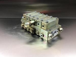 Liebherr Verteilerblock